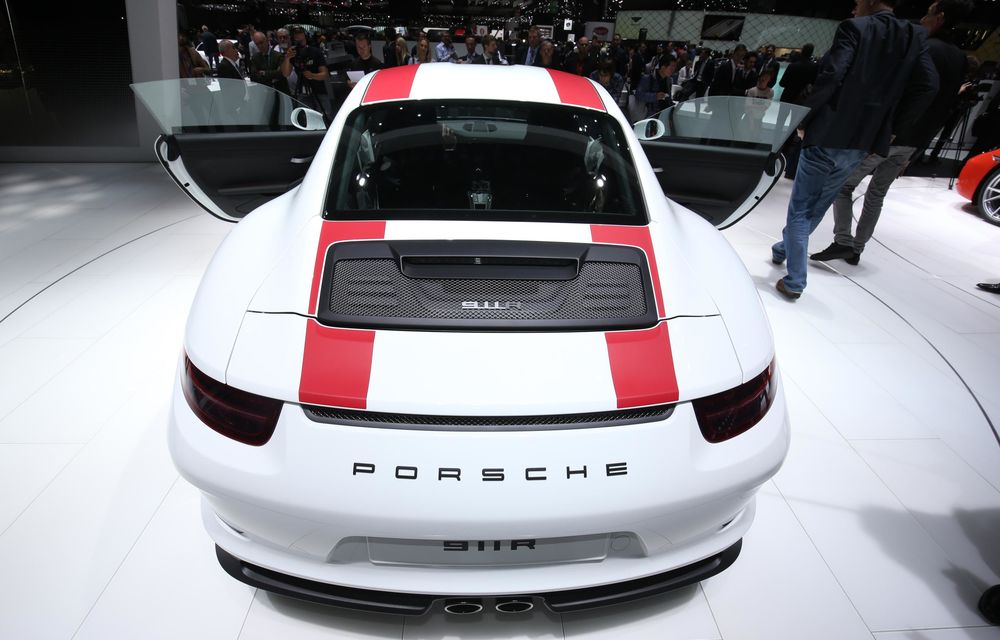 GENEVA 2016 LIVE: Porsche a mizat pe puritate sportivă: 911 R și noul 718 Boxster - Poza 9