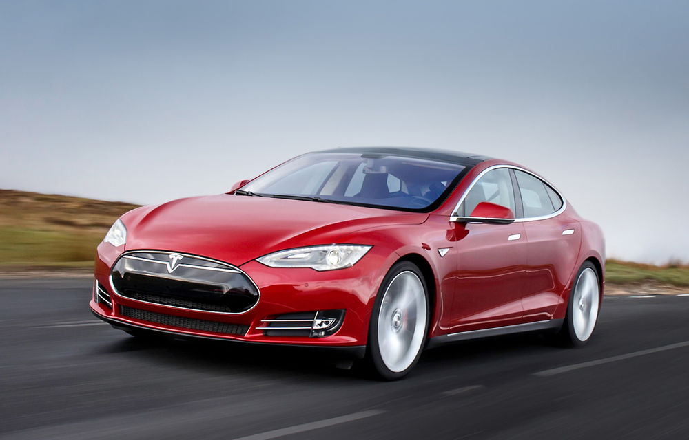 Electrizant: 20 de Tesla Model S vor concura în prima competiţie de maşini electrice din lume - Poza 1