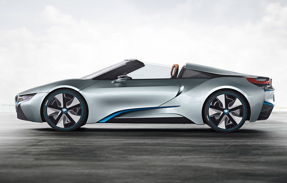 Sfârâie gama BMW: bavarezii au confirmat oficial i8 Spyder, SUV-ul X7 și un model de serie pe hidrogen - Poza 1
