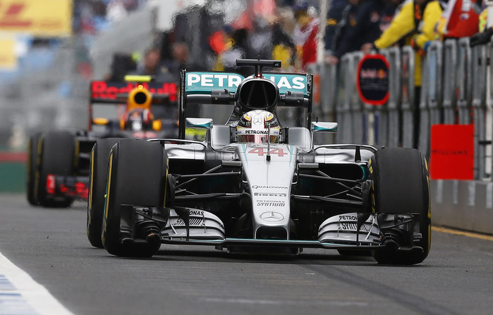 Debut ratat pentru noul sistem de calificări: Hamilton, pole position la Melbourne. Niciun pilot pe circuit în ultimele 4 minute - Poza 1