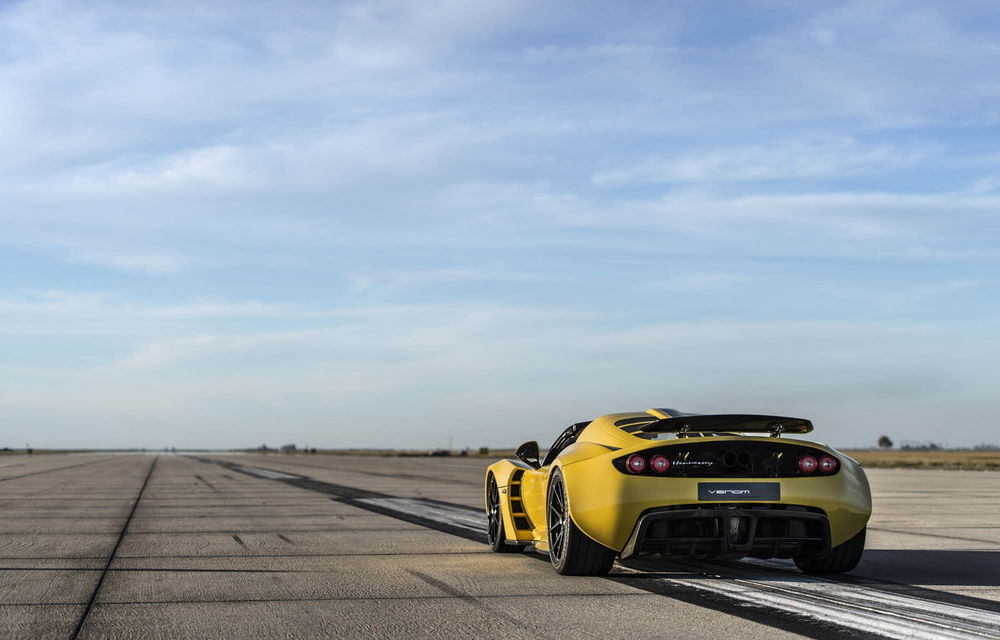 Bugatti Veyron pierde titlul pentru cea mai rapidă decapotabilă din lume. Noul record a ajuns la 427 de km/h - Poza 12