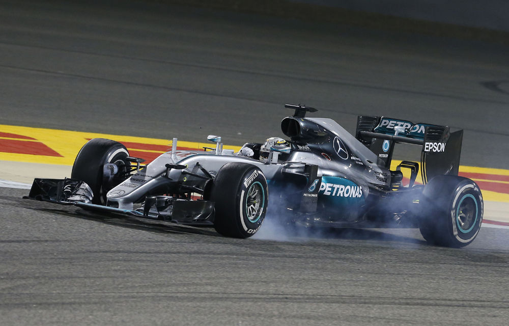 Avancronica Marelui Premiu al Chinei: şansele lui Hamilton la victorie, ruinate de o penalizare pe grilă. Alonso a primit acordul de a concura - Poza 1