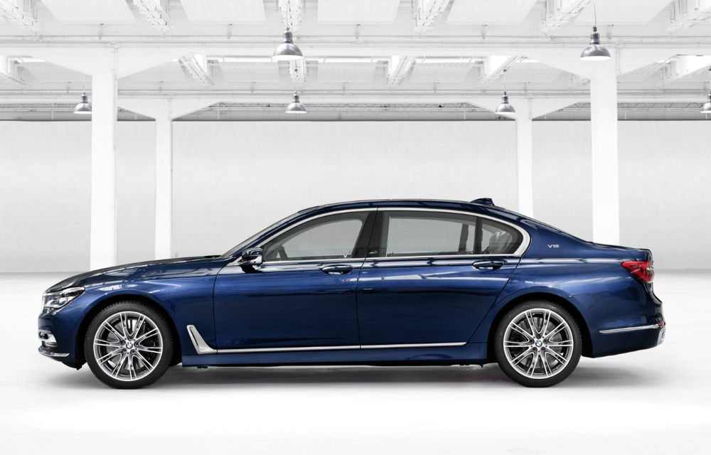 Mai mult lux, mai multă putere: BMW Seria 7 primeşte o ediţie centenară în serie limitată de 100 de unităţi cu două motorizări noi - Poza 4