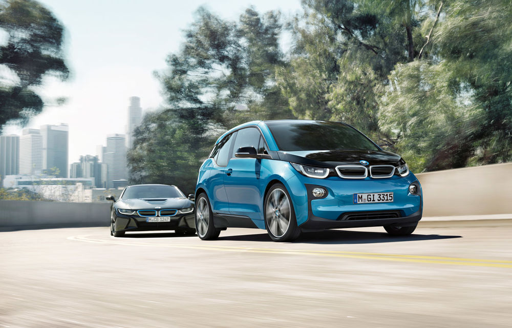 Cu 50% mai multă autonomie electrică: BMW i3 primește un update care-i oferă 300 de kilometri între încărcări - Poza 19