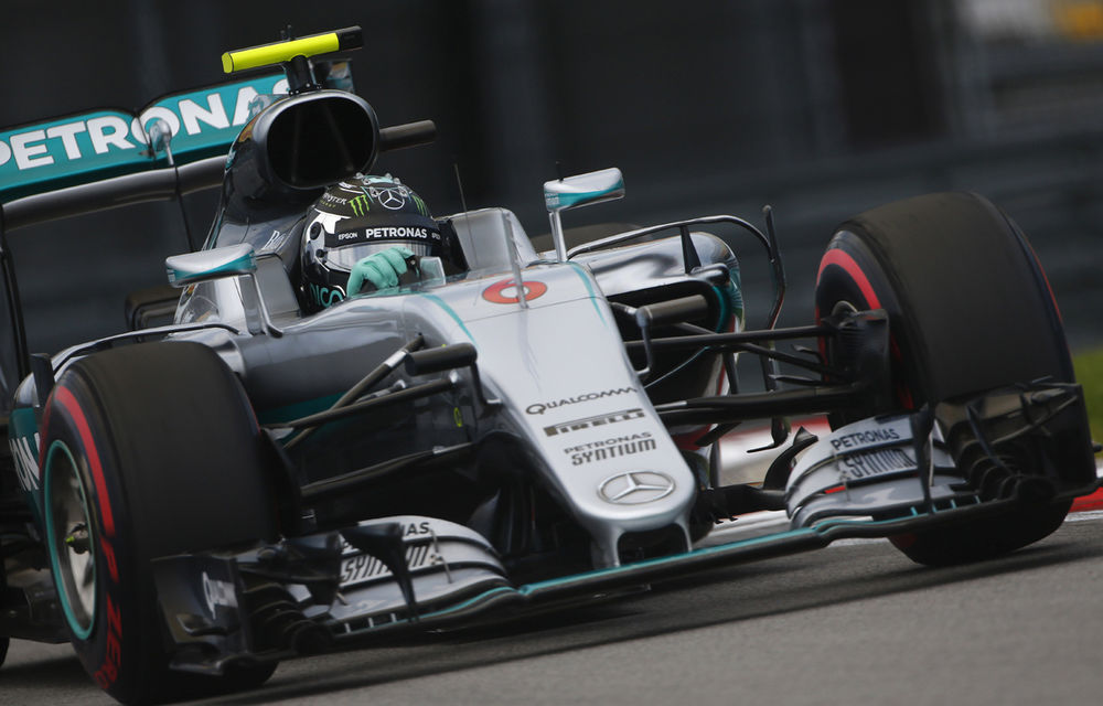 Careul de aşi: Rosberg obţine în Rusia a patra victorie consecutivă! Hamilton şi Raikkonen pe podium, Vettel a abandonat în primul tur - Poza 1