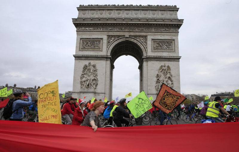 Visăm să redevenim Micul Paris: Capitala Franței interzice accesul mașinilor pe 22 de bulevarde în prima duminică a fiecărei luni - Poza 4