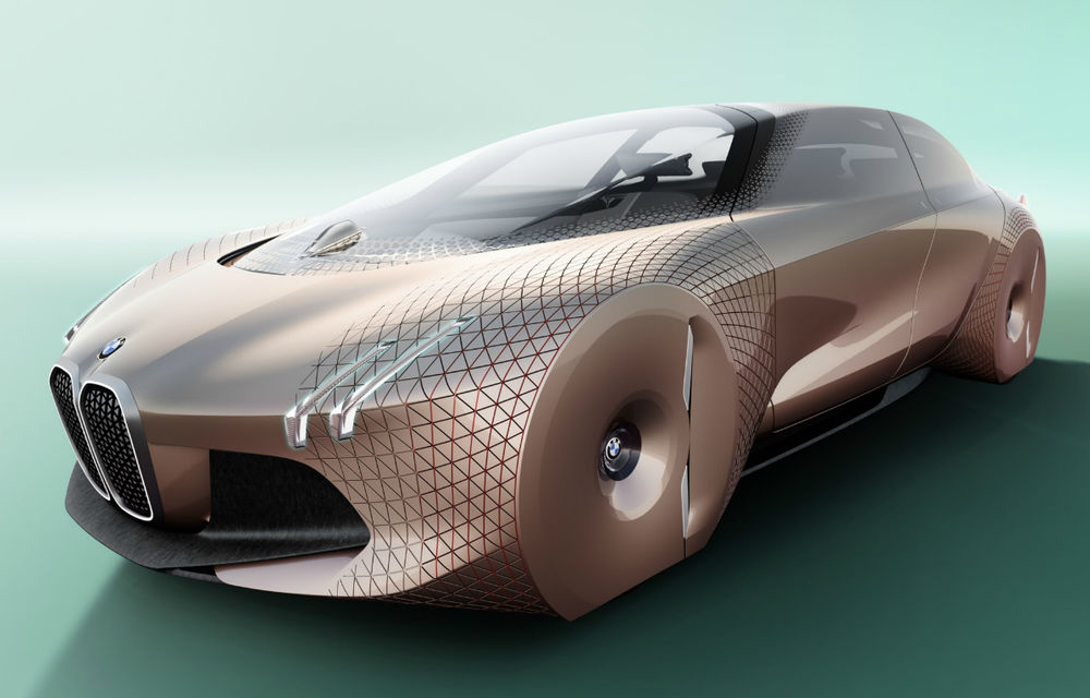 Inovaţie germană: BMW iNext, model electric cu funcţii autonome, se lansează în 2021 - Poza 1