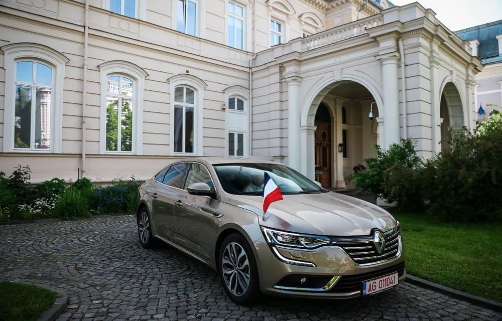 Naționalist 100%: ambasadorul Franței în România va folosi un Renault Talisman - Poza 2