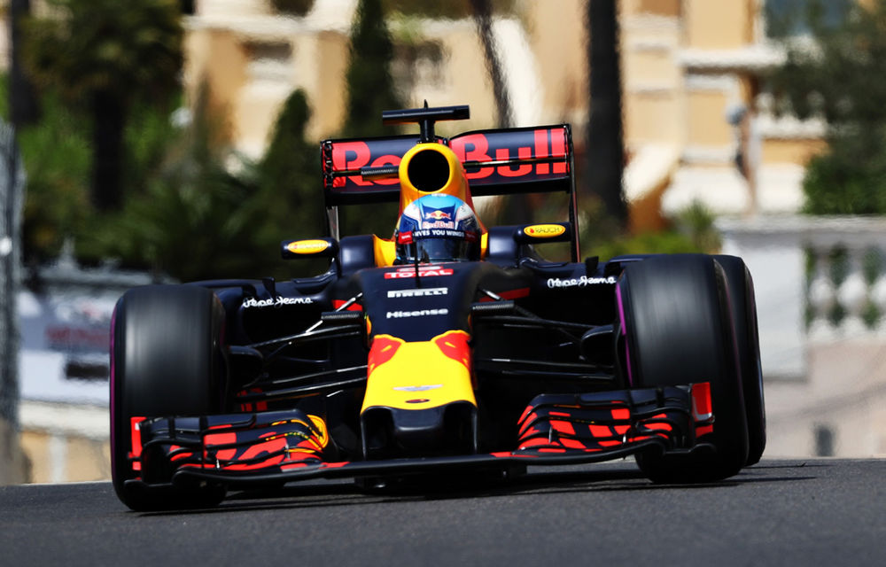 Dezlănţuirea taurilor roşii: Ricciardo, pole position la Monaco în faţa lui Rosberg şi Hamilton - Poza 1