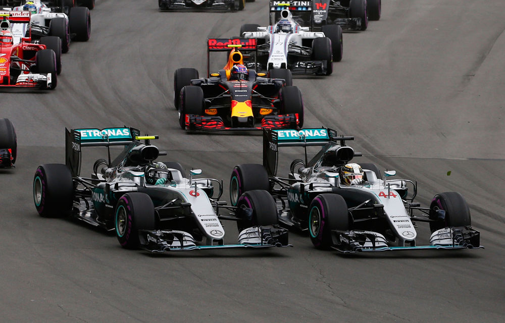 Noi tensiuni la Mercedes? Rosberg, furios pe Hamilton după ce britanicul a ratat startul din Canada din cauza ambreiajului - Poza 1