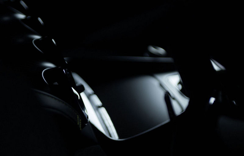 Primele teasere pentru Mercedes AMG GT R: versiune de performanţă mai &quot;cuminte&quot; decât modelul de curse GT3 - Poza 4