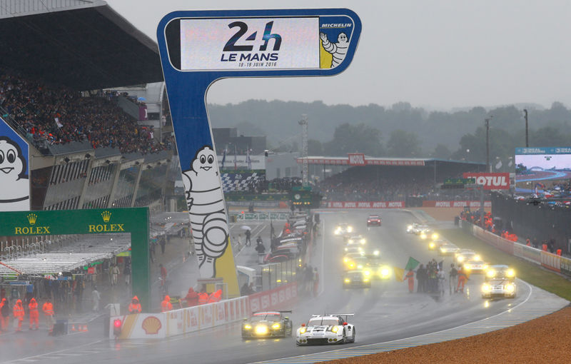 S-a scris istorie la Le Mans: a 18-a victorie Porsche din istorie după ce germanii au depășit Toyota cu 3 minute înainte de final. Ford, victorie le revenire în clasa GT - Poza 2