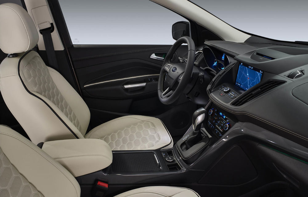 Ford continuă să miroasă a premium: noul Kuga facelift primește și el o versiune Vignale - Poza 4
