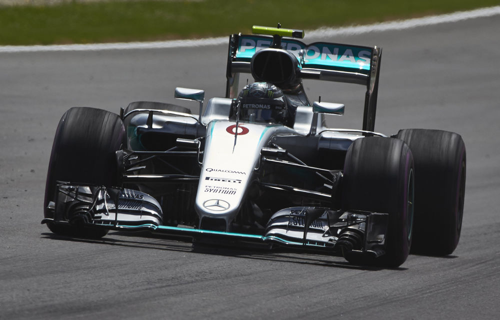 Debut în forţă pentru Mercedes în Austria: Rosberg şi Hamilton, cei mai rapizi în antrenamente - Poza 1