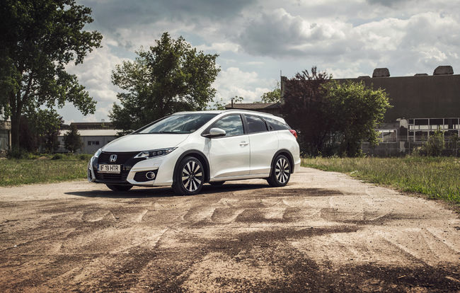 Test drive Honda Civic Tourer facelift (2015-2017)