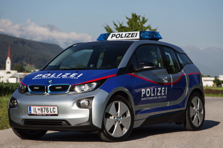 Planuri de vacanță în Austria? Fiți cu ochii după BMW i3, noua mașină a poliției locale - Poza 2