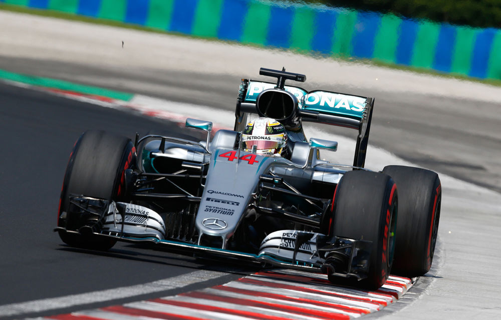 Hamilton a câștigat la Hungaroring și a devenit liderul clasamentului general. Rosberg și Ricciardo au completat podiumul - Poza 1