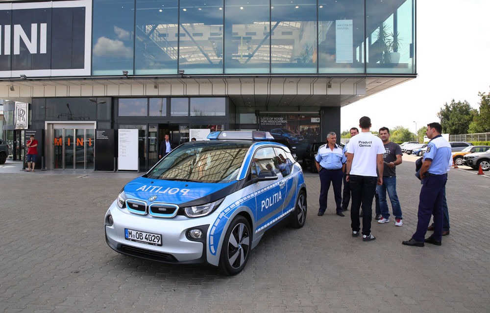 Mașină nouă pentru Poliția Română: BMW i3 devine primul model electric folosit de forțele noastre de ordine - Poza 6