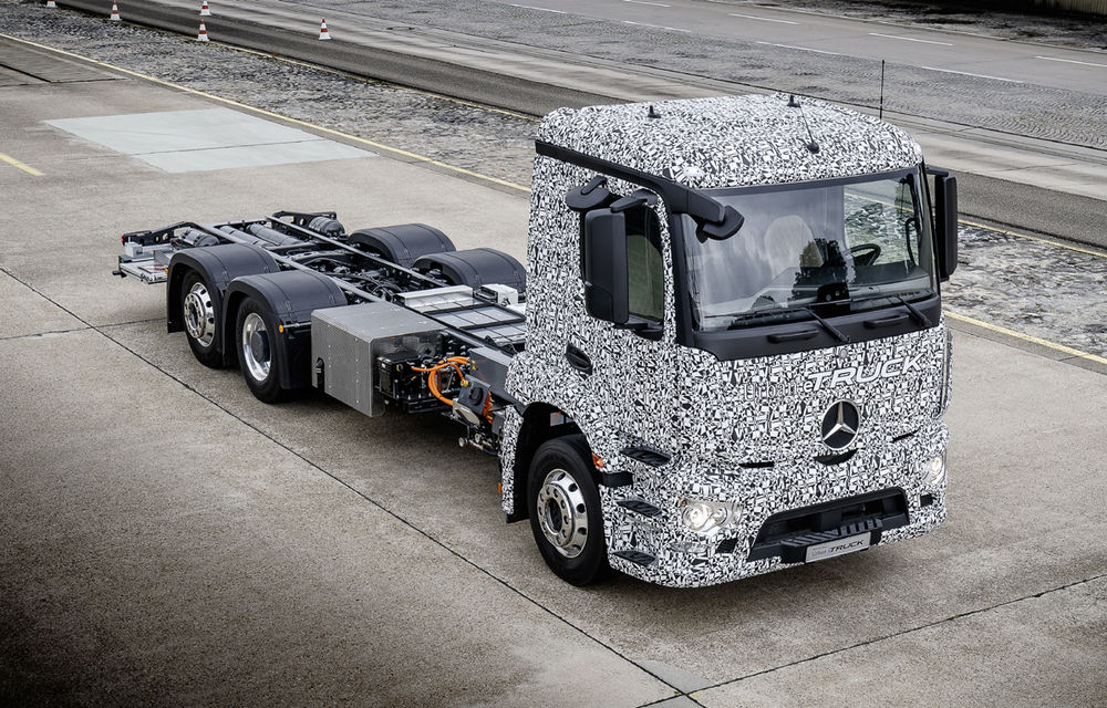 Constructorii pariază pe vehicule comerciale: Mercedes prezintă camionul electric cu autonomie 200 kilometri - Poza 1