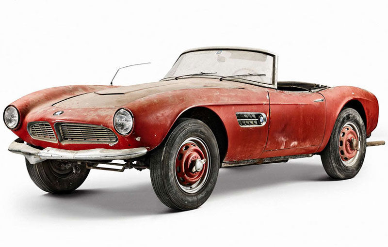 După ce a fost descoperită într-un hambar, mașina lui Elvis Presley a fost recondiționată de BMW - Poza 1