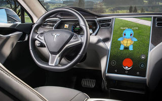 Isteria Pokemon Go continuă: un american a instalat jocul pe display-ul central al unui Tesla Model S