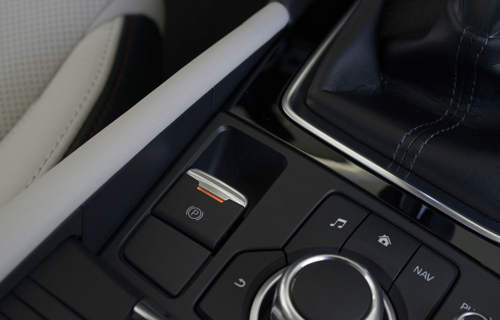 Tratament de întinerire pentru Mazda3: volan încălzit, noi sisteme de siguranță și Head-Up Display - Poza 31