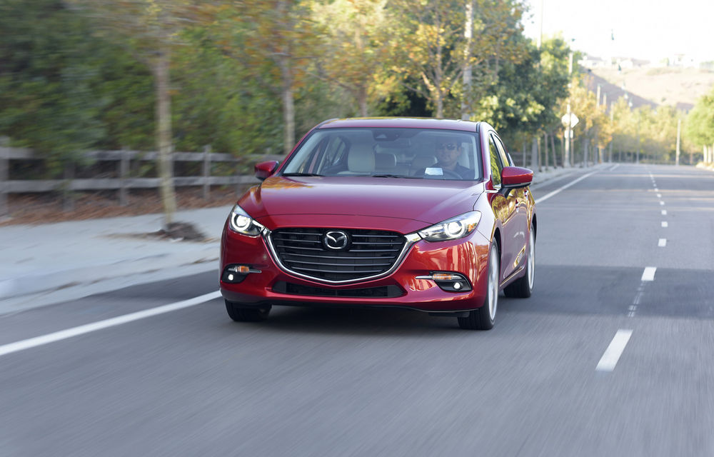 Tratament de întinerire pentru Mazda3: volan încălzit, noi sisteme de siguranță și Head-Up Display - Poza 16