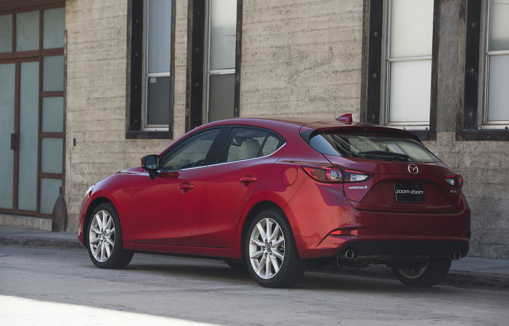 Tratament de întinerire pentru Mazda3: volan încălzit, noi sisteme de siguranță și Head-Up Display - Poza 11