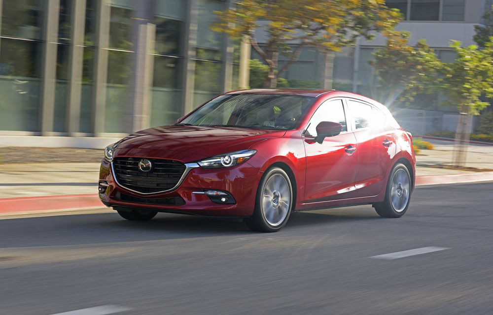 Tratament de întinerire pentru Mazda3: volan încălzit, noi sisteme de siguranță și Head-Up Display - Poza 14