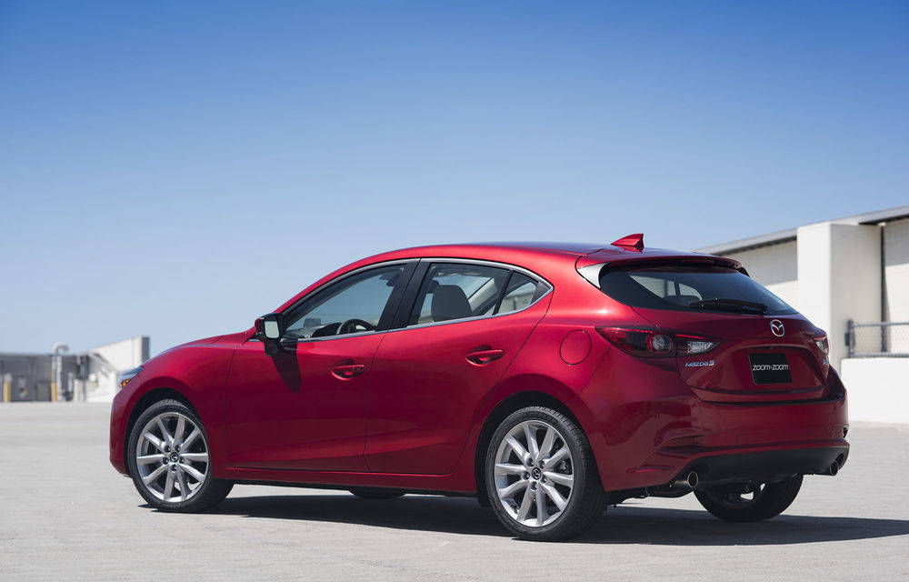 Tratament de întinerire pentru Mazda3: volan încălzit, noi sisteme de siguranță și Head-Up Display - Poza 9