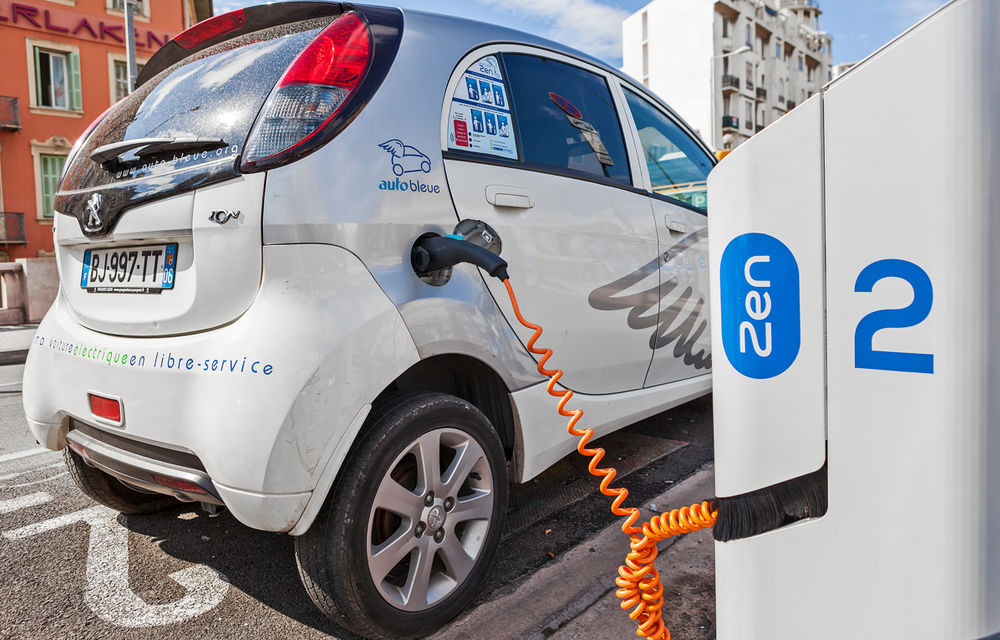 România va avea 840 de staţii de încărcare pentru maşini electrice în 2016 printr-un program finanţat de stat - Poza 1