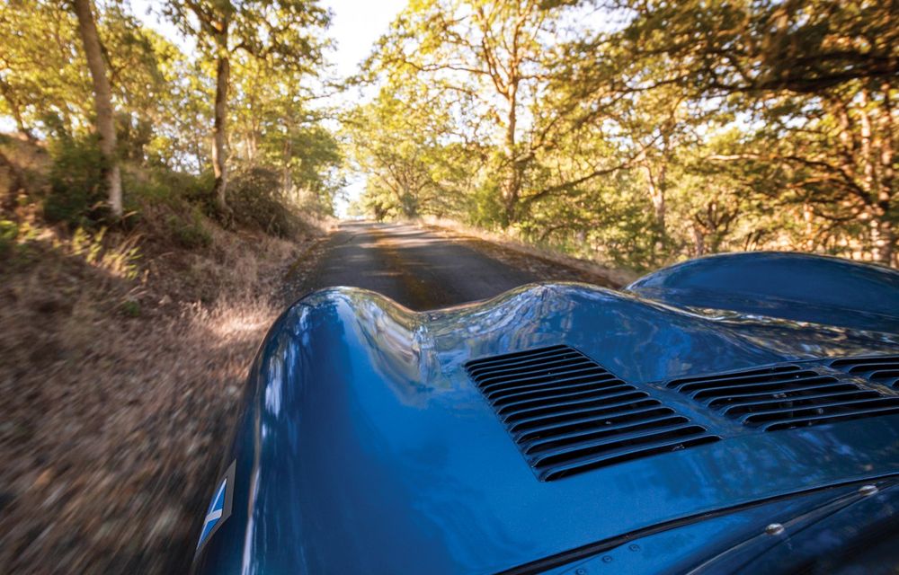 Istoria are valoare: un Jaguar D-Type care a câștigat Le Mans în 1956 a devenit cea mai scumpă mașină britanică din istorie - Poza 26