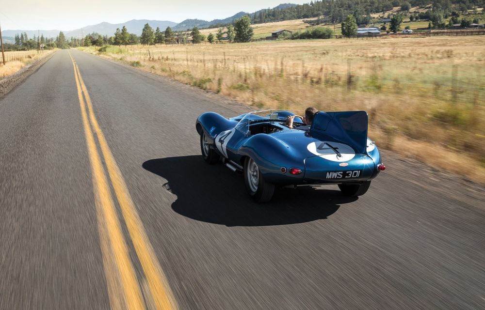 Istoria are valoare: un Jaguar D-Type care a câștigat Le Mans în 1956 a devenit cea mai scumpă mașină britanică din istorie - Poza 27