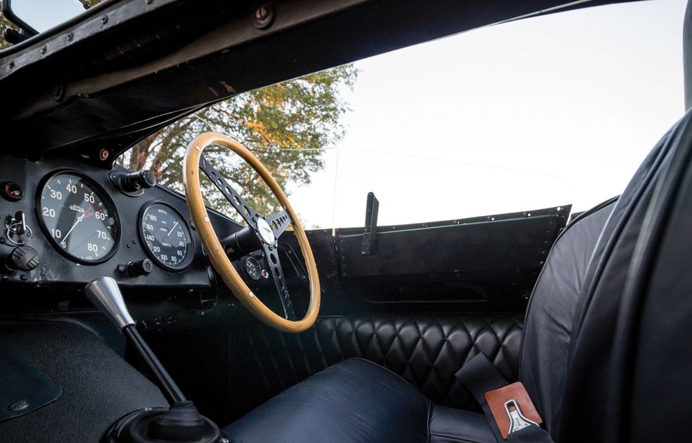 Istoria are valoare: un Jaguar D-Type care a câștigat Le Mans în 1956 a devenit cea mai scumpă mașină britanică din istorie - Poza 7