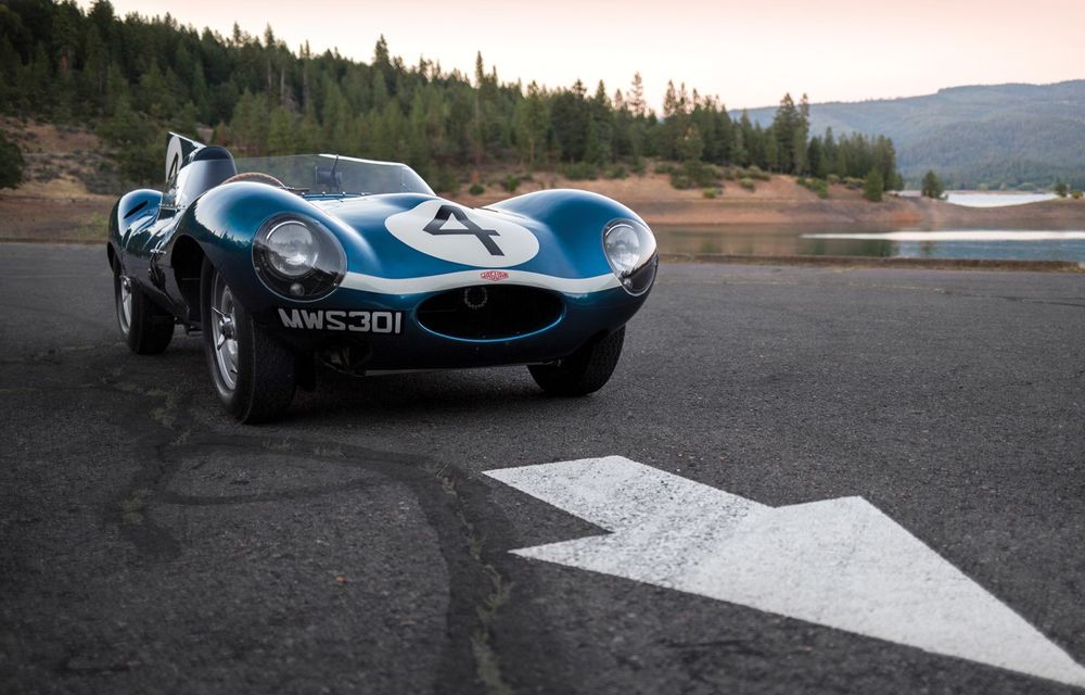 Istoria are valoare: un Jaguar D-Type care a câștigat Le Mans în 1956 a devenit cea mai scumpă mașină britanică din istorie - Poza 25
