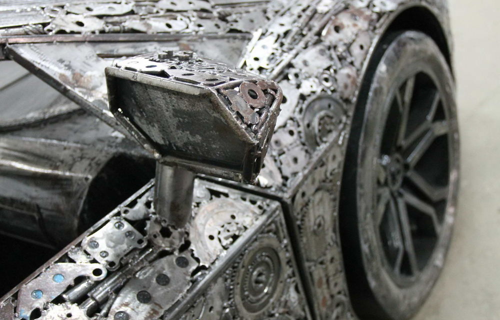 Programul Rabla naște opere de artă: Bugatti Veyron, Lamborghini Aventador și Mercedes 300 SL, reproduse din fier vechi - Poza 8
