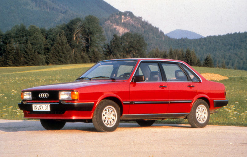 Unul dintre puținele motoare impare a ajuns la 40 de ani: Audi sărbătorește motorul său cu cinci cilindri - Poza 1