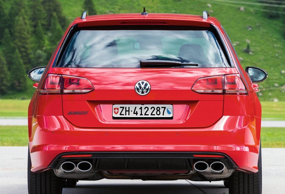 Volkswagen a lansat o mașină pe gustul elvețienilor: un Golf R de 360 de cai putere - Poza 8