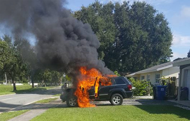 Samsung Note 7 face victime și în rândul mașinilor: telefonul a incendiat un Jeep Grand Cherokee în timp ce se încărca - Poza 1