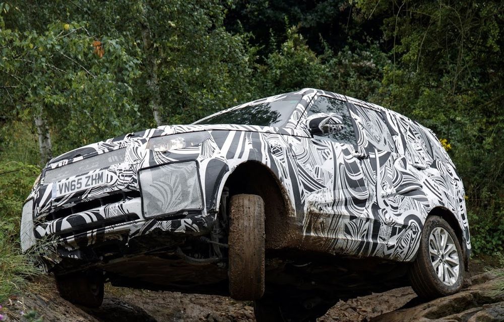 Noul Land Rover Discovery face deja o demonstrație de off-road extrem: noi imagini și clipuri cu SUV-ul englez - Poza 4