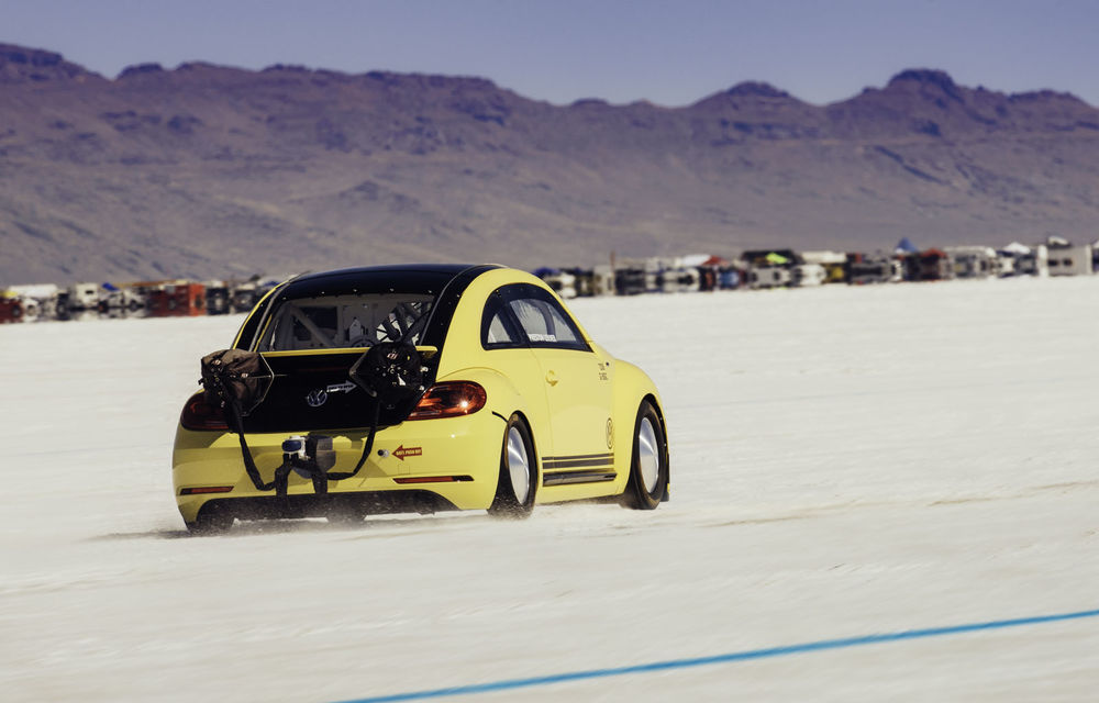 Cel mai rapid Volkswagen Beetle din lume a atins o viteză de 320 de km/h - Poza 7