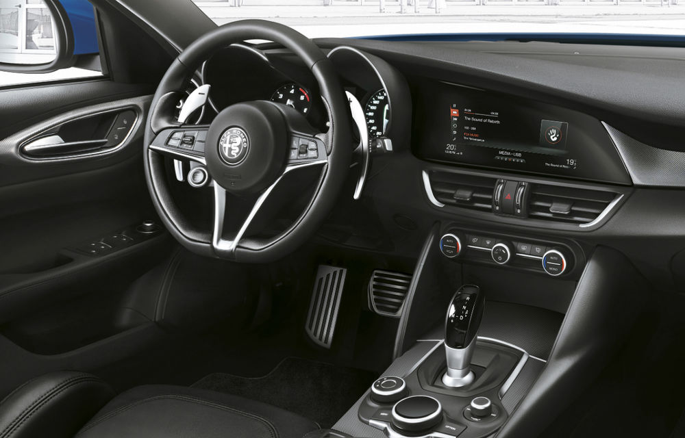 Alfa Romeo Giulia Veloce: benzină turbo de 280 CP și diesel de 210 CP pentru versiunea intermediară a italiencei - Poza 4