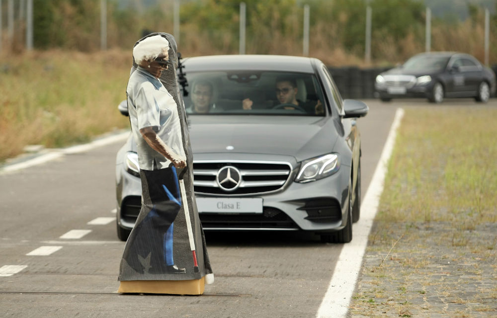 FOTOREPORTAJ: O zi cu modelele Mercedes-Benz pe circuit - Poza 1