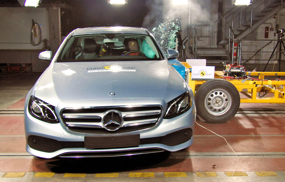 Rezultate EuroNCAP: 5 stele pentru noile Mercedes Clasa E și Peugeot 3008 - Poza 1