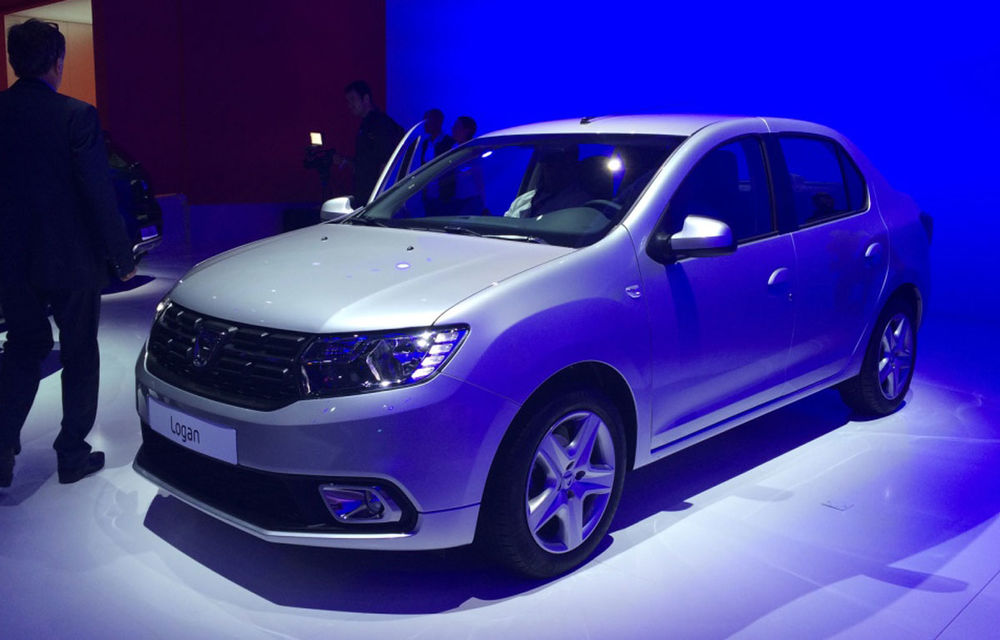 PARIS 2016 LIVE: Modelele Dacia au primit o față nouă, lumini LED și claxon pe volan - Poza 10