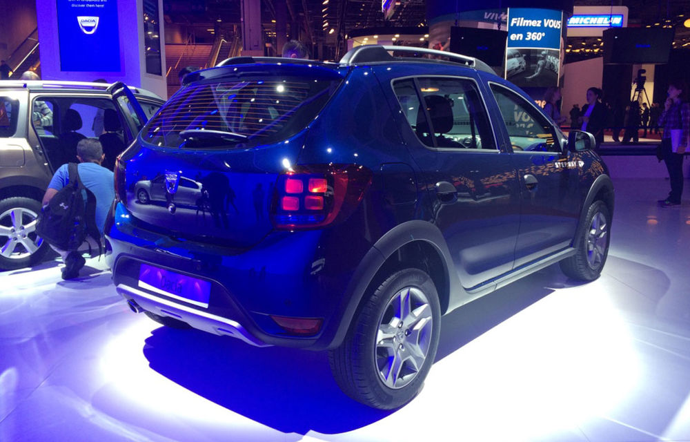 PARIS 2016 LIVE: Modelele Dacia au primit o față nouă, lumini LED și claxon pe volan - Poza 6