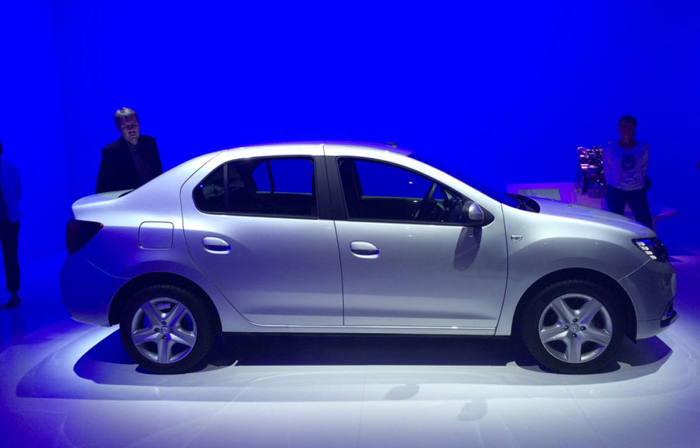 PARIS 2016 LIVE: Modelele Dacia au primit o față nouă, lumini LED și claxon pe volan - Poza 16