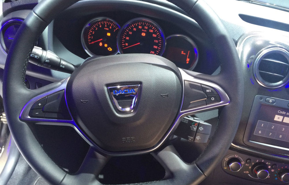 PARIS 2016 LIVE: Modelele Dacia au primit o față nouă, lumini LED și claxon pe volan - Poza 19