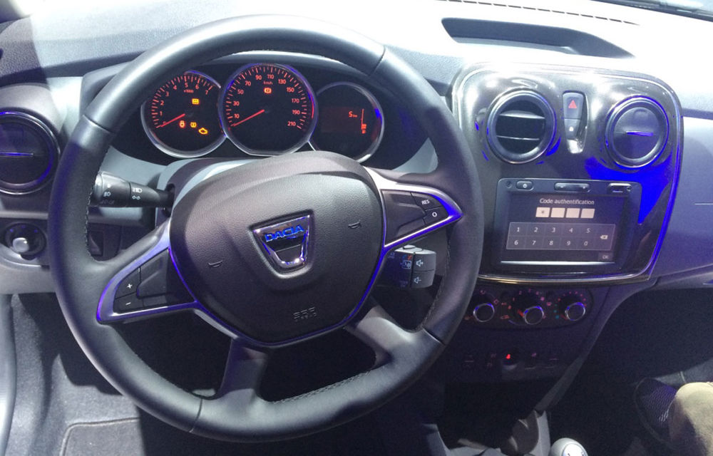 PARIS 2016 LIVE: Modelele Dacia au primit o față nouă, lumini LED și claxon pe volan - Poza 17