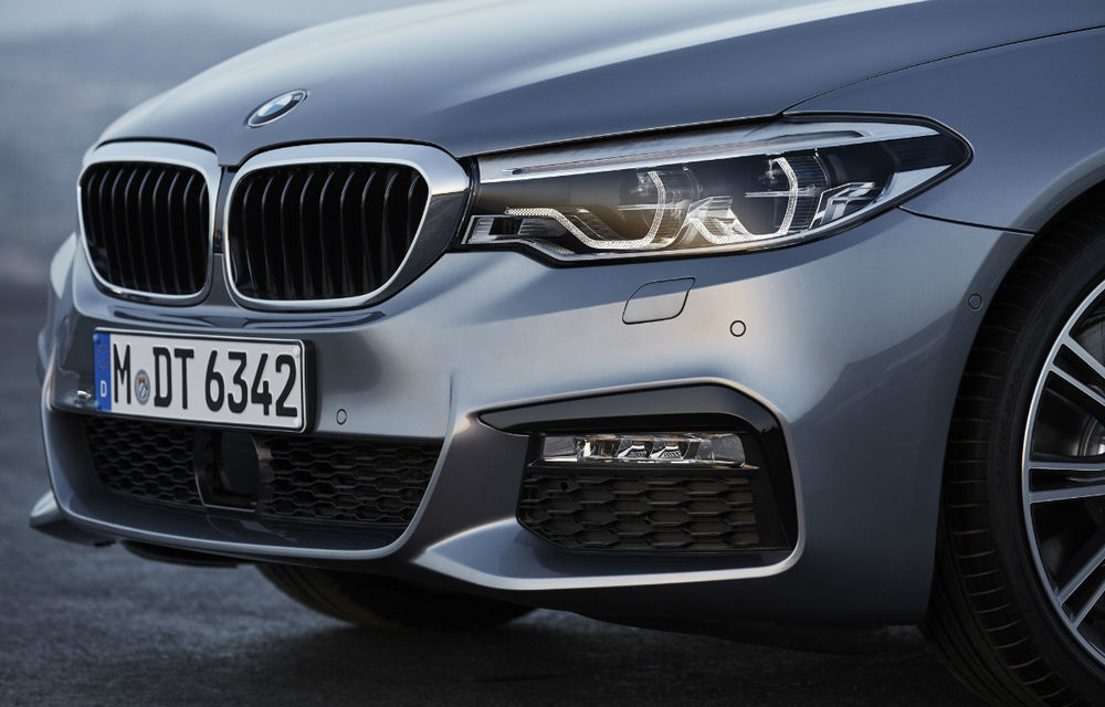 Noul BMW Seria 5 este oficial: motoare noi și tehnologii de pe fratele mai mare, Seria 7 - Poza 15